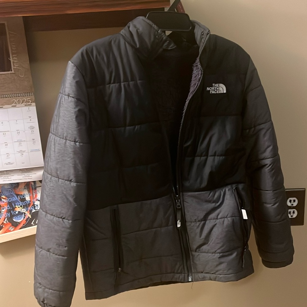 North face grey fuzzy lining jacket boys XL